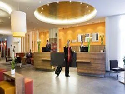 Mercure Hotel Stuttgart Airport Messe 4*,